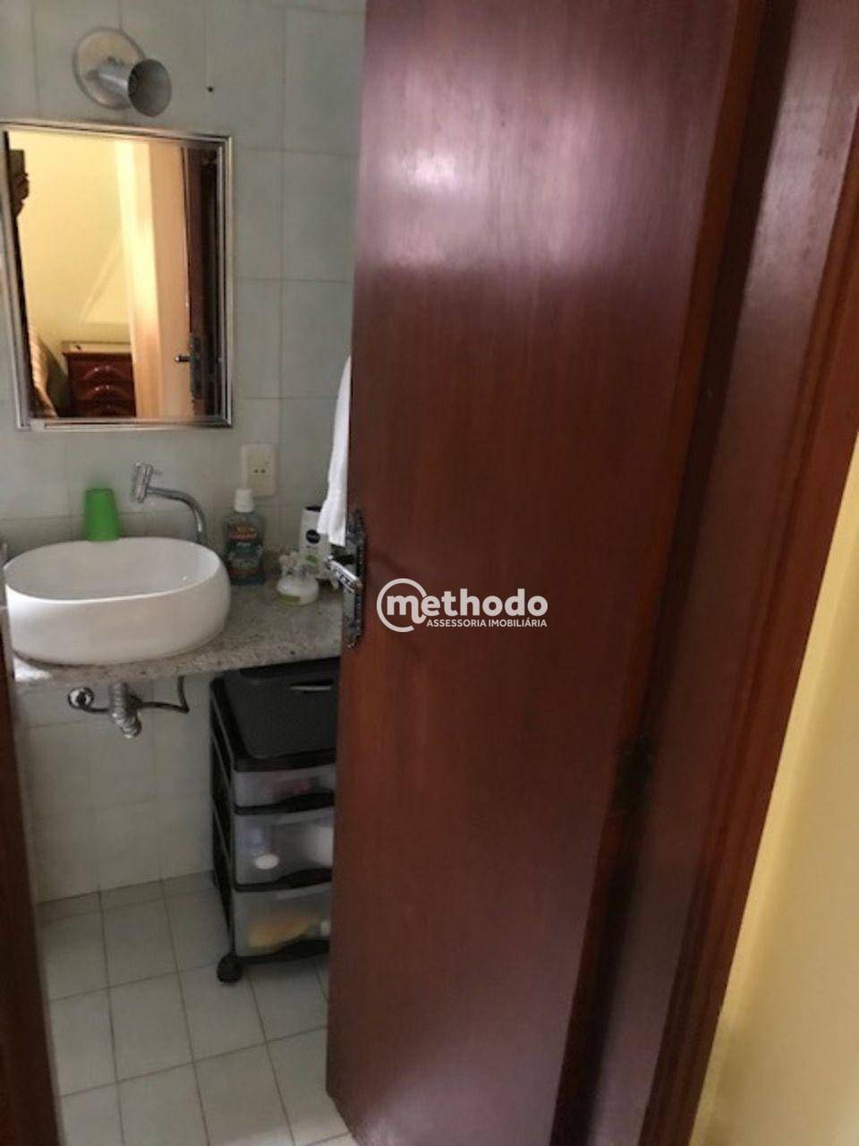 Casa à venda com 3 quartos, 217m² - Foto 12