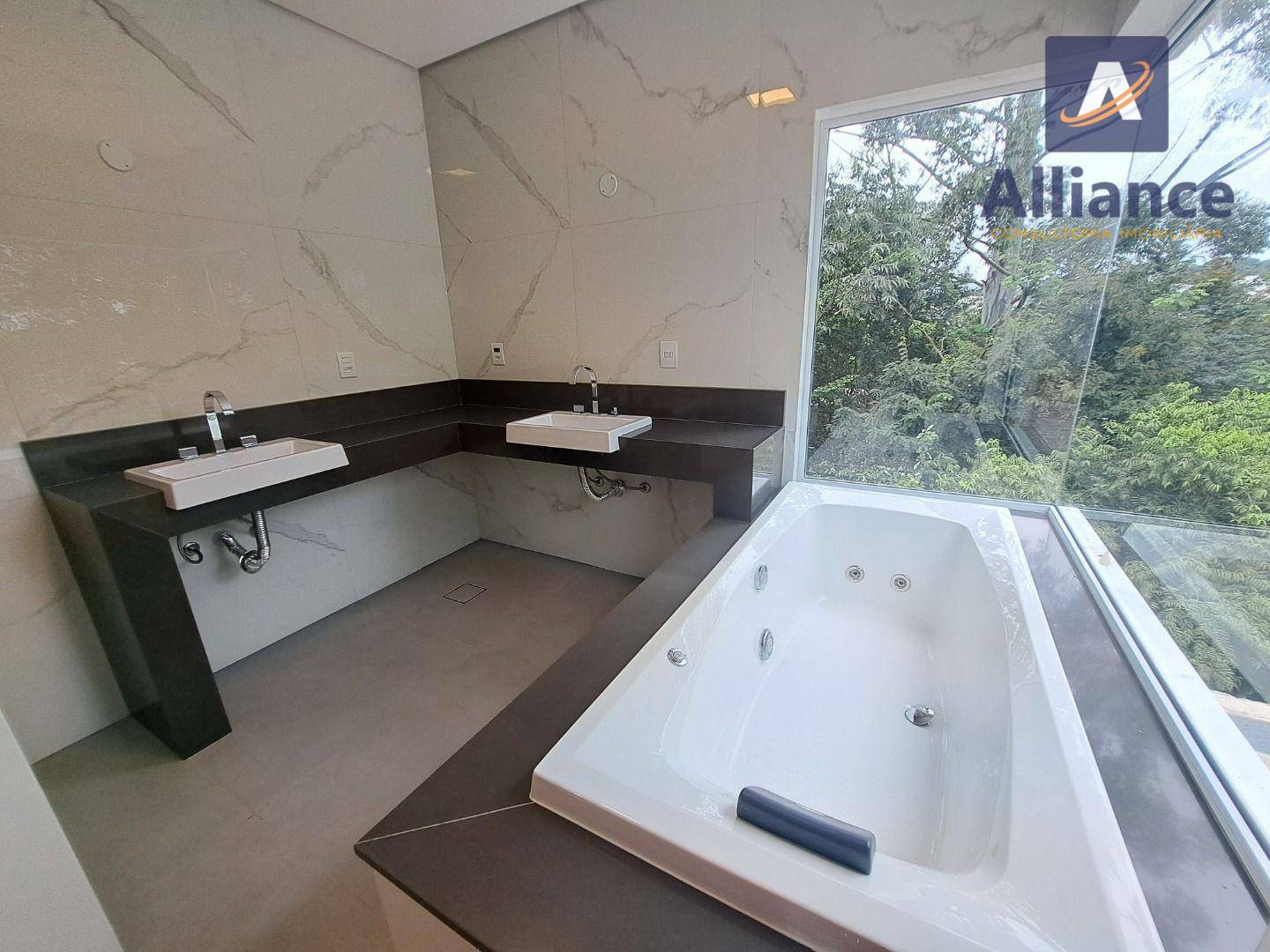 Casa de Condomínio à venda com 3 quartos, 378m² - Foto 31