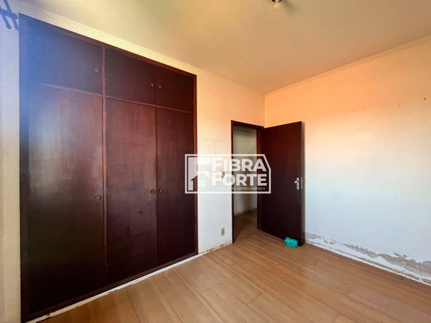 Casa à venda com 3 quartos, 140m² - Foto 27