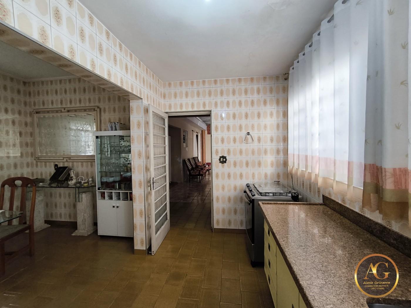 Casa à venda com 3 quartos, 198m² - Foto 29