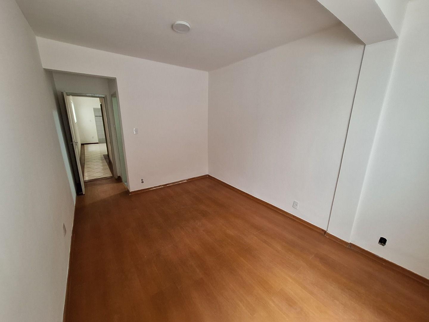 Apartamento à venda com 3 quartos, 110m² - Foto 17