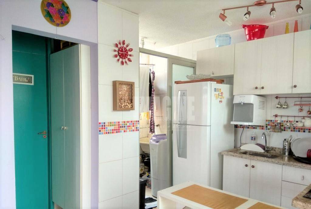 Apartamento à venda com 3 quartos, 57m² - Foto 1