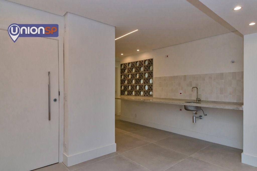 Apartamento à venda com 3 quartos, 149m² - Foto 17