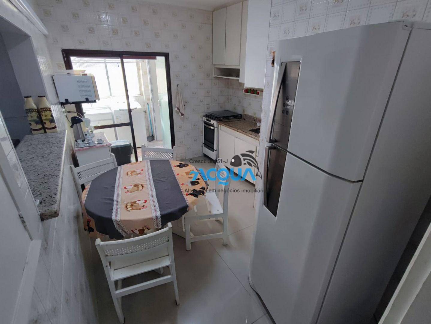 Apartamento à venda com 2 quartos, 110m² - Foto 6