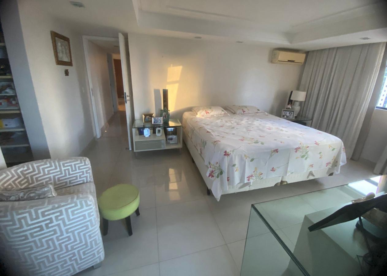 Apartamento à venda com 3 quartos, 189m² - Foto 12