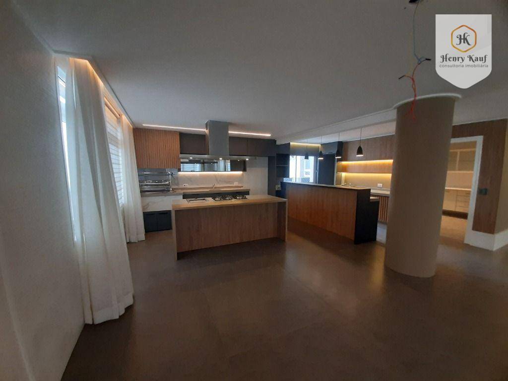 Apartamento à venda com 4 quartos, 306m² - Foto 9