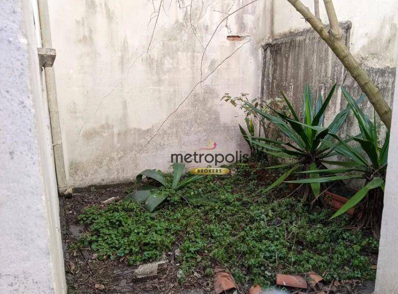 Sobrado à venda com 5 quartos, 197m² - Foto 13