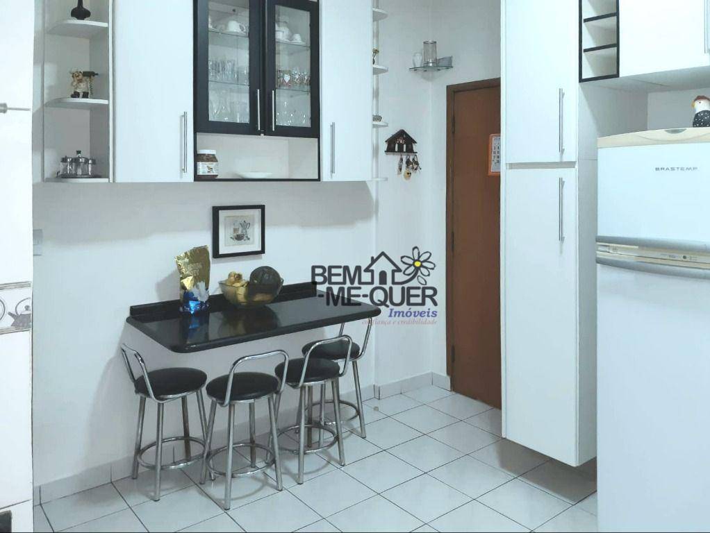 Apartamento à venda com 3 quartos, 105m² - Foto 7