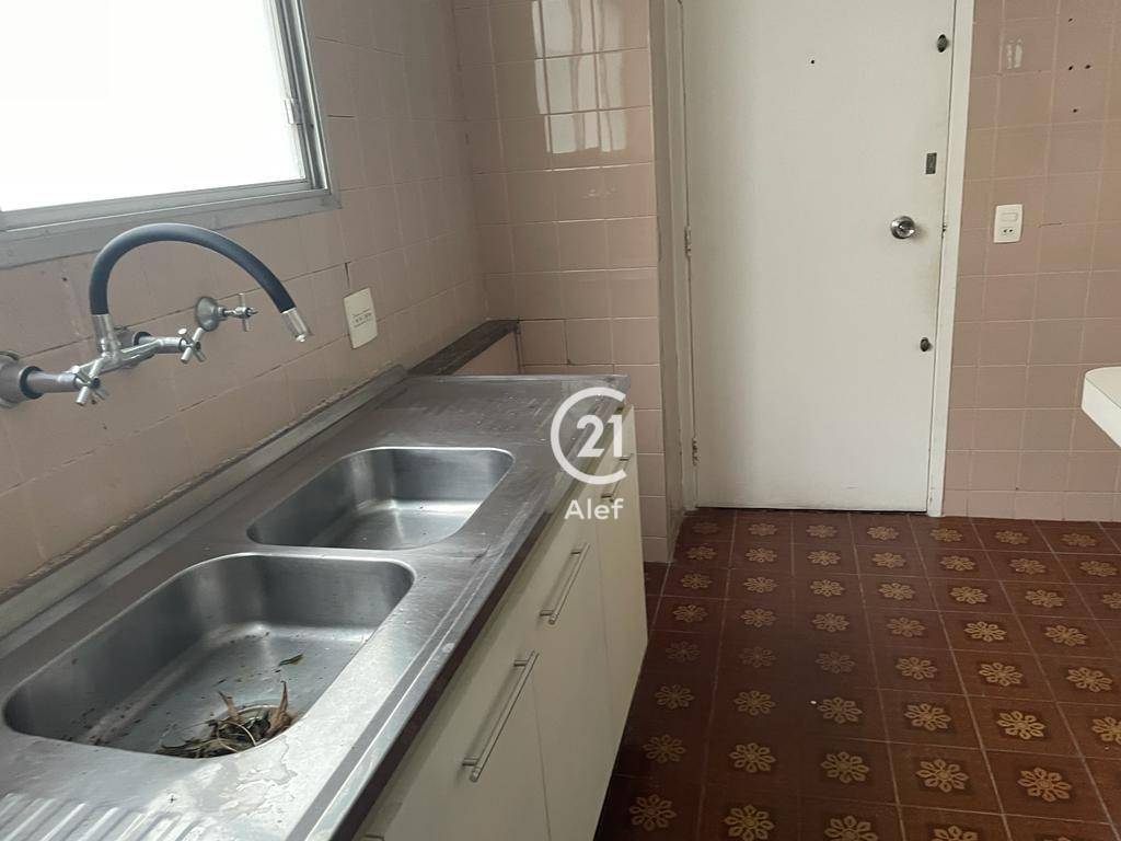 Apartamento à venda com 4 quartos, 142m² - Foto 5