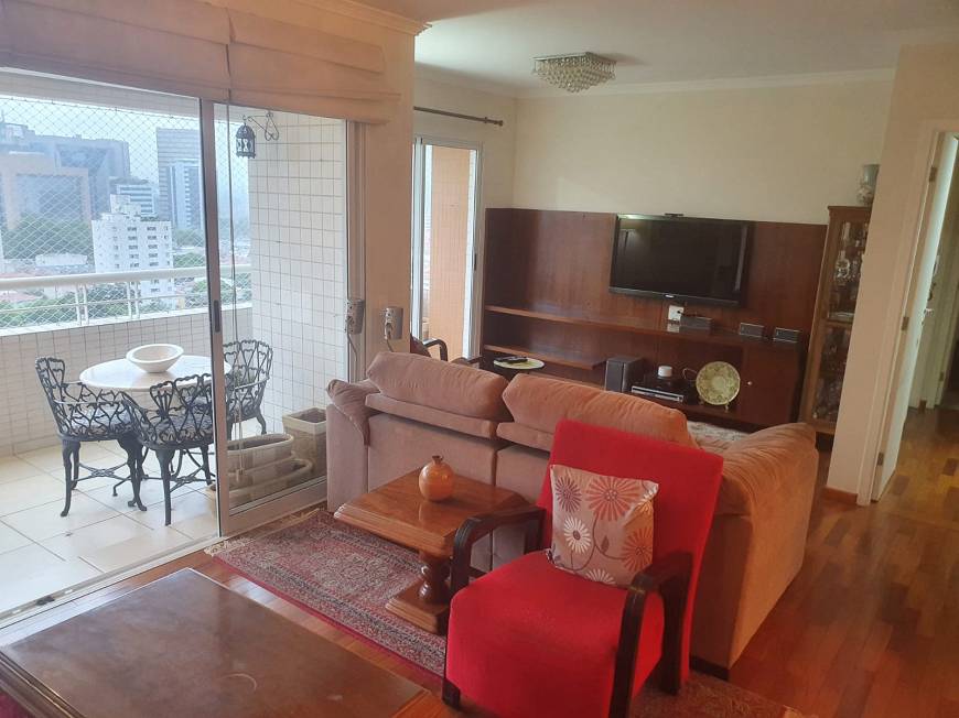 Apartamento à venda com 3 quartos, 117m² - Foto 5