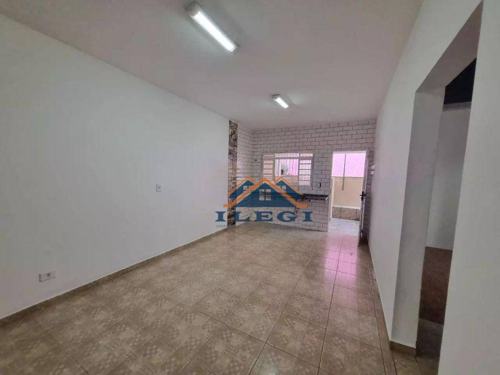 Casa para alugar com 3 quartos, 173m² - Foto 10