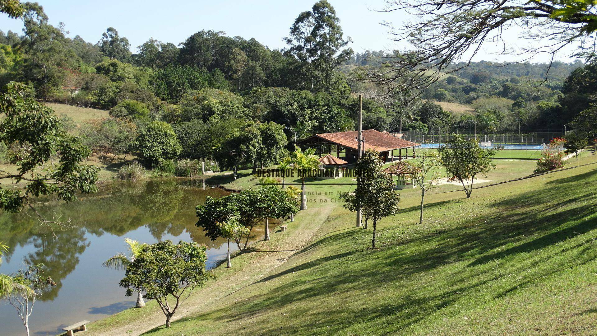 Casa à venda com 2 quartos, 300m² - Foto 25