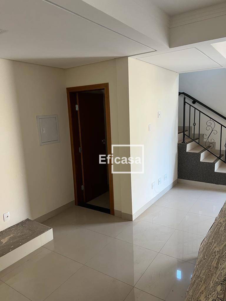 Casa à venda com 2 quartos, 90m² - Foto 14