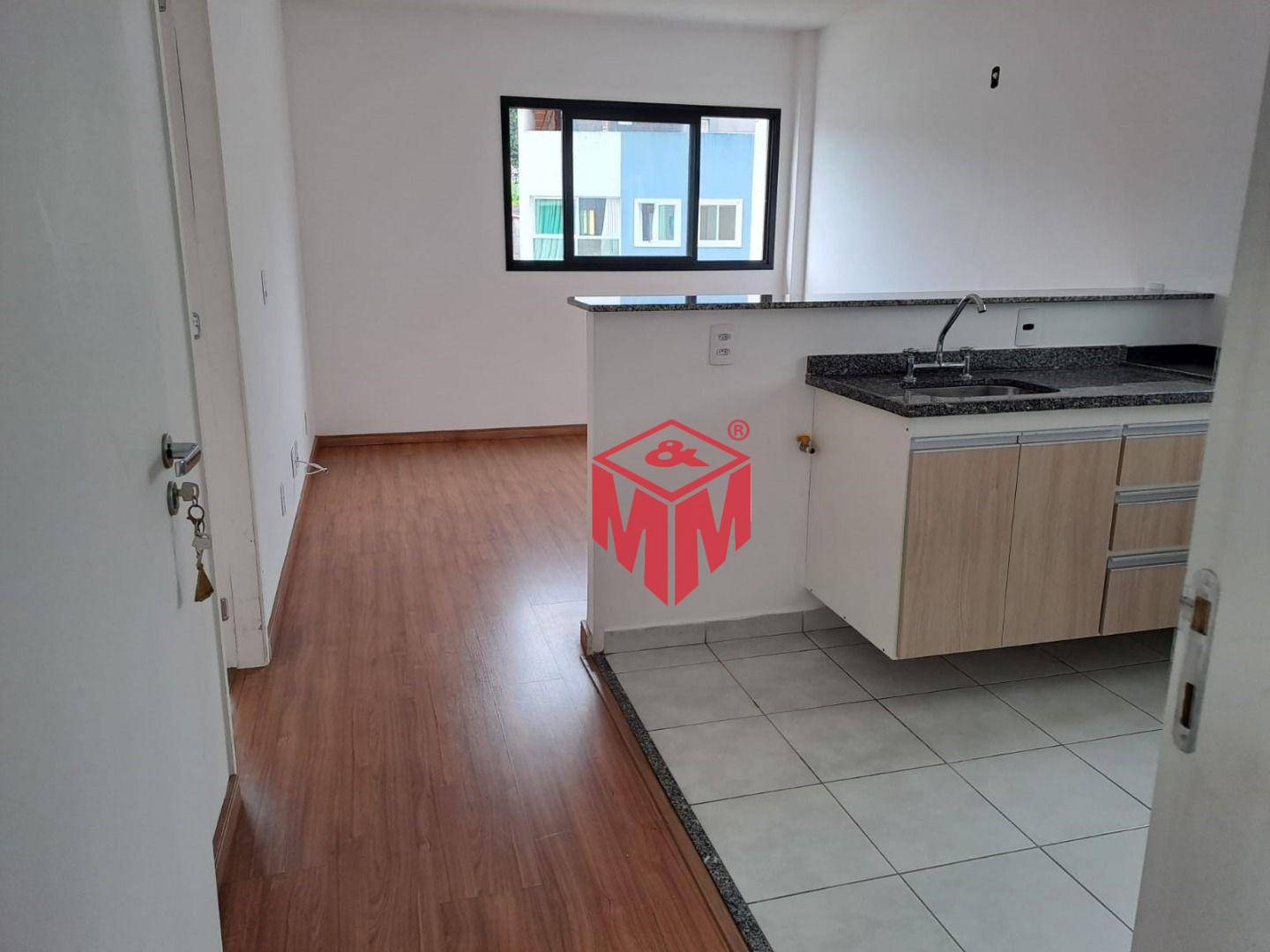 Apartamento à venda com 1 quarto, 37m² - Foto 1