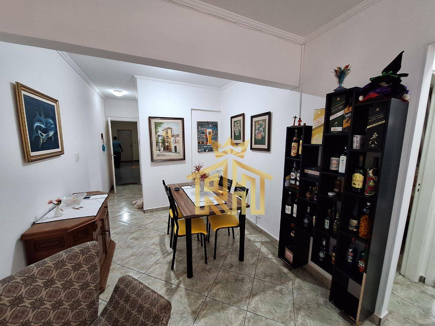 Apartamento à venda com 2 quartos, 68m² - Foto 8