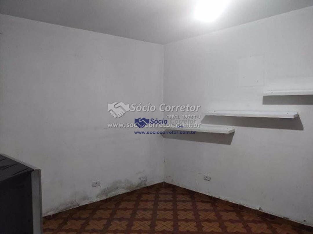 Sobrado à venda com 2 quartos, 300m² - Foto 6