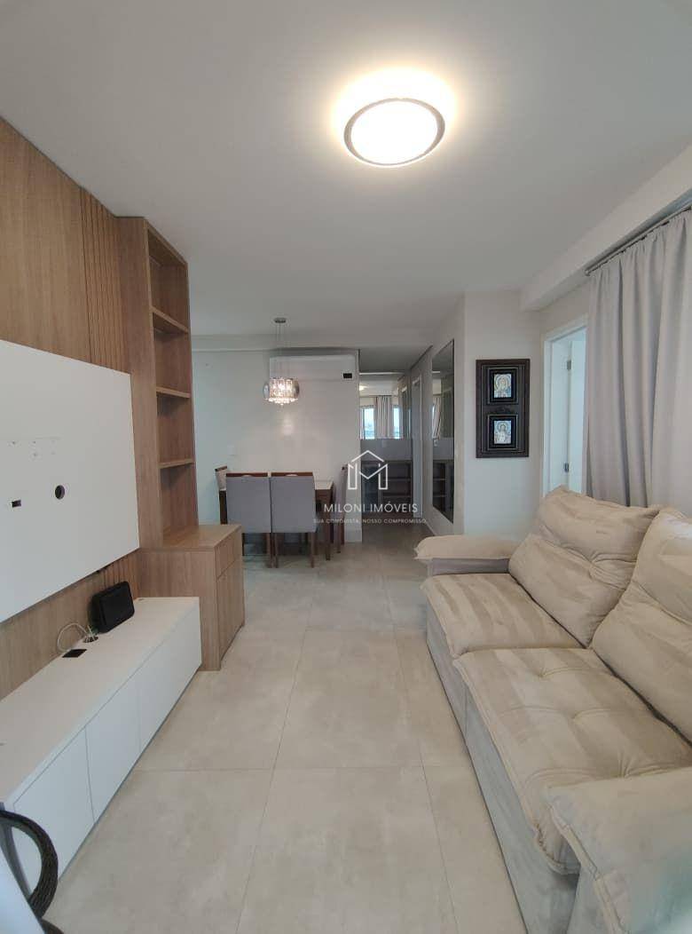 Apartamento para alugar com 2 quartos, 86m² - Foto 3