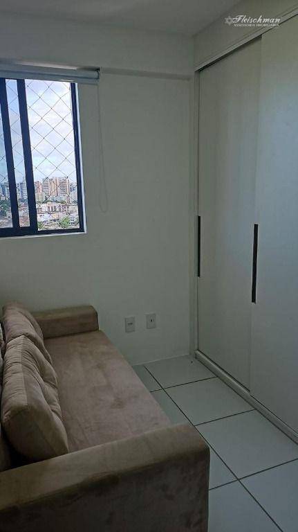 Apartamento para alugar com 2 quartos, 60m² - Foto 9