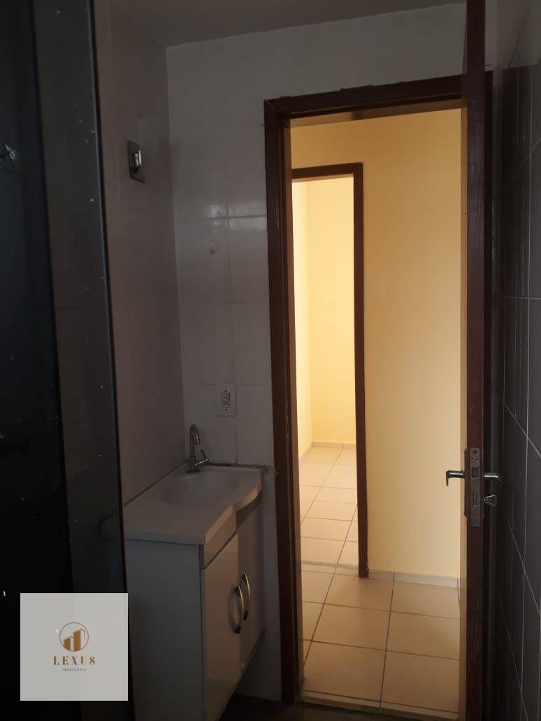 Apartamento à venda com 4 quartos, 95m² - Foto 17