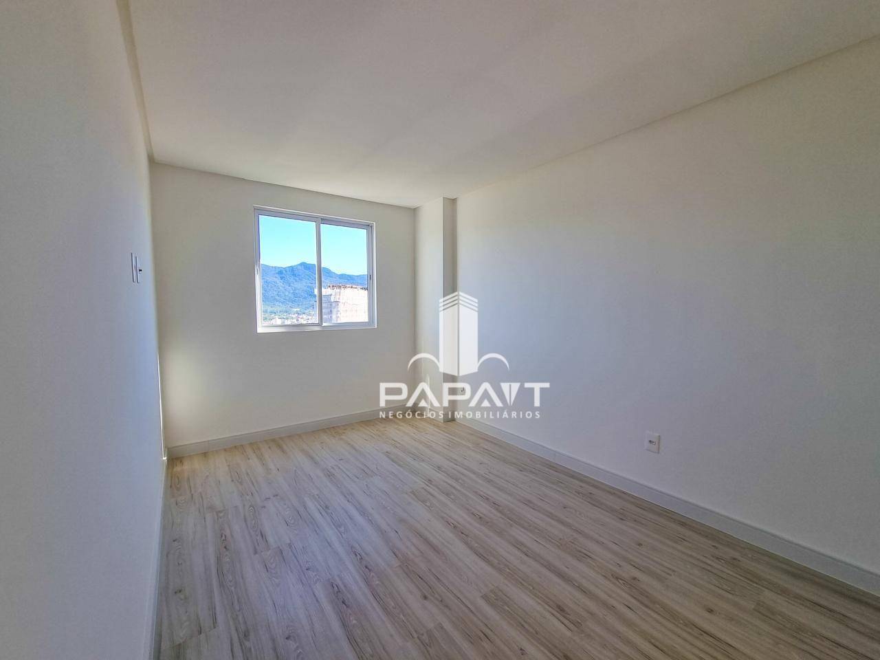 Apartamento à venda com 2 quartos, 60m² - Foto 11