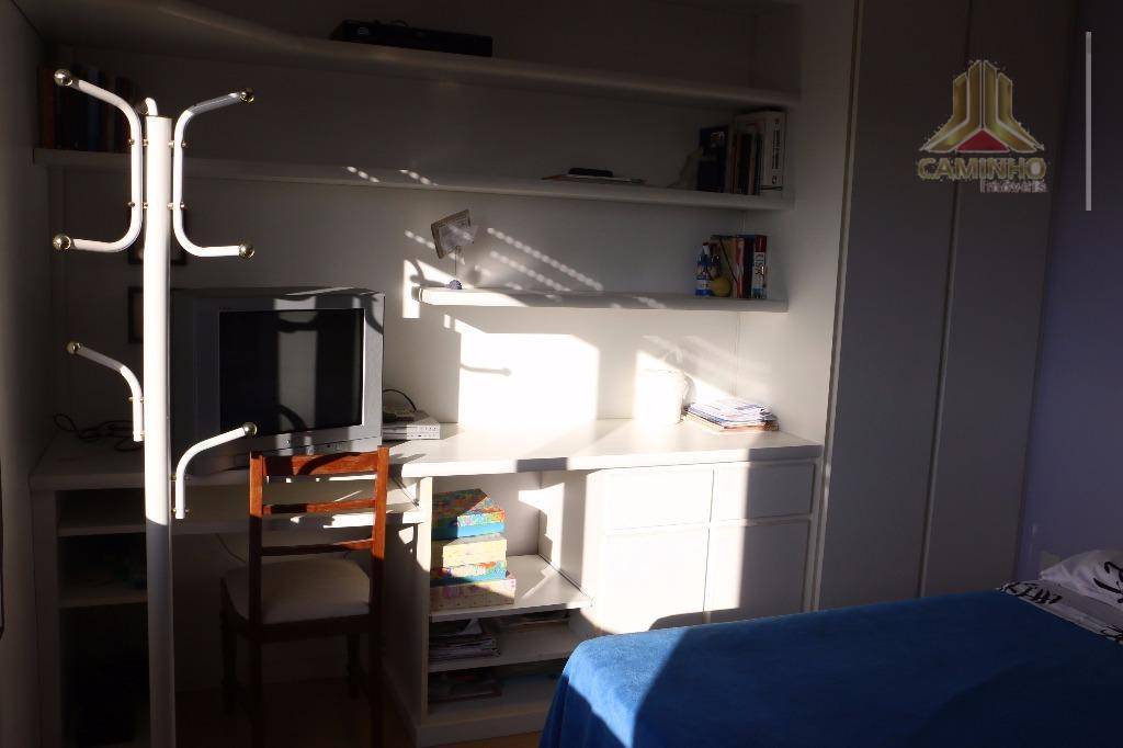 Apartamento à venda com 2 quartos, 78m² - Foto 19