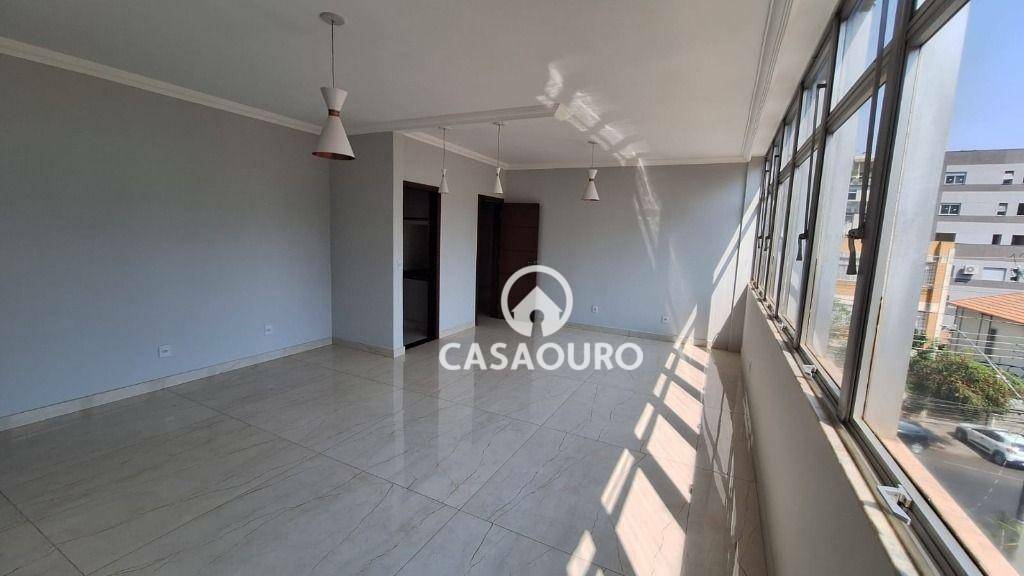 Apartamento à venda com 4 quartos, 160m² - Foto 3