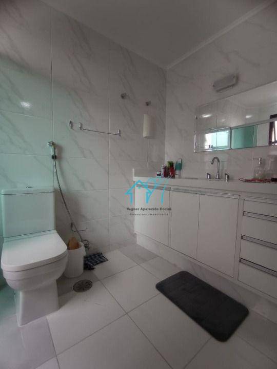 Apartamento à venda com 3 quartos, 183m² - Foto 11