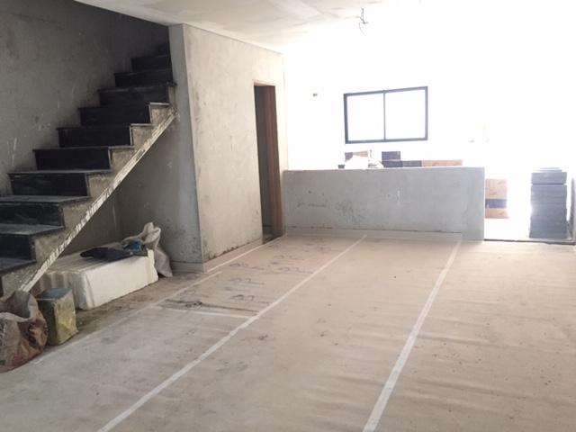 Sobrado à venda com 3 quartos, 90m² - Foto 4