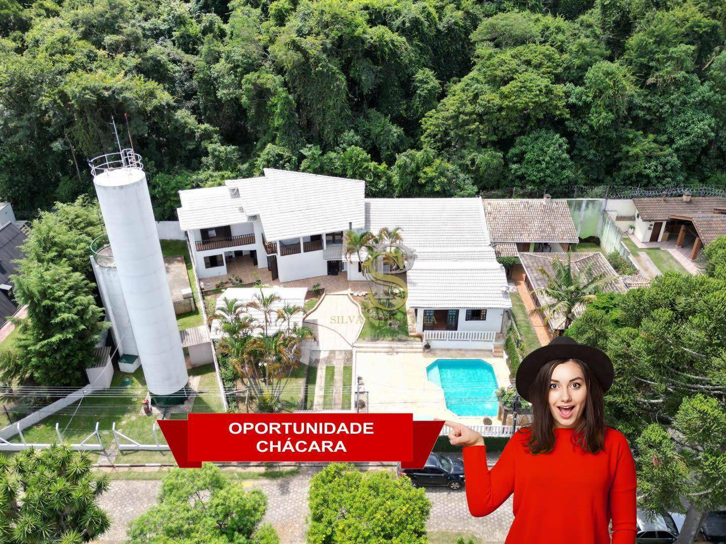 Chácara à venda com 4 quartos, 384m² - Foto 1