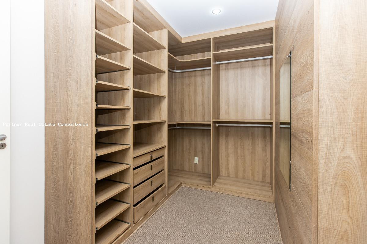 Apartamento à venda com 3 quartos, 175m² - Foto 10