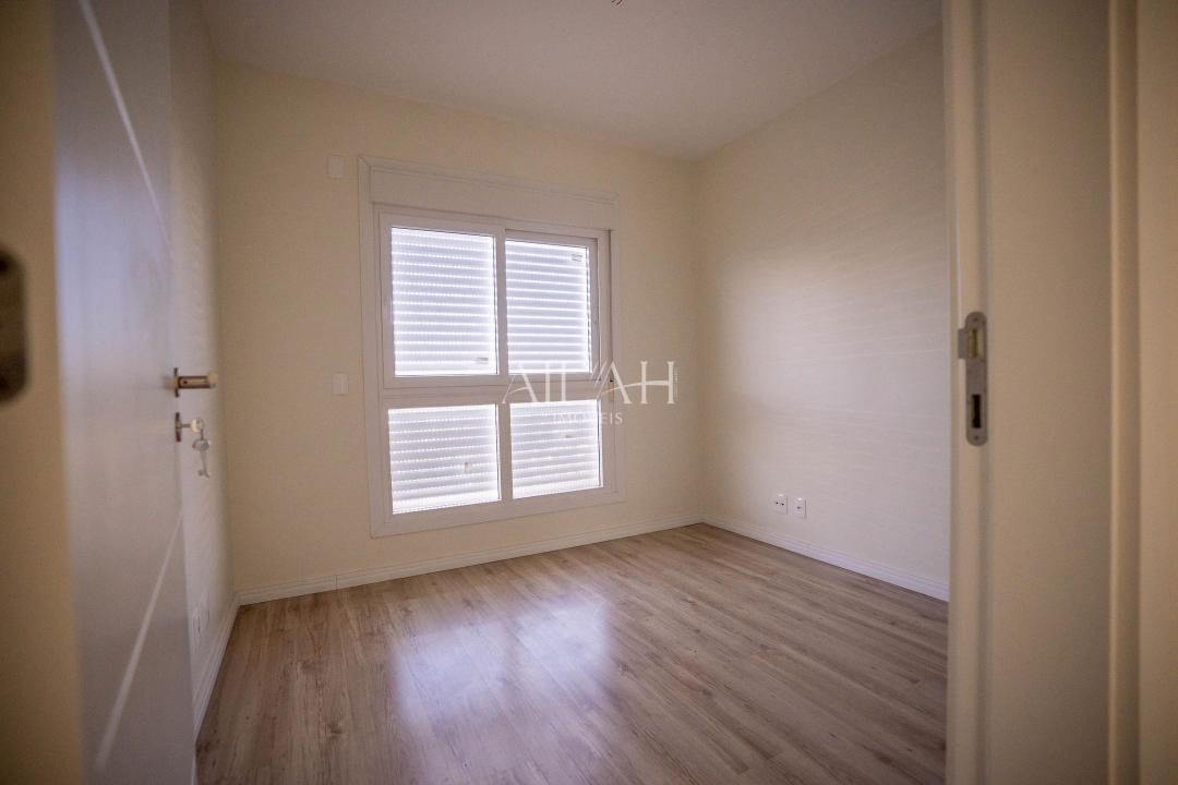 Apartamento à venda com 3 quartos, 167m² - Foto 15