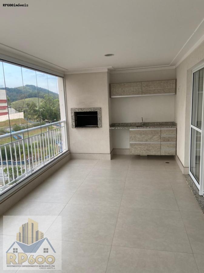 Apartamento à venda com 3 quartos, 158m² - Foto 4