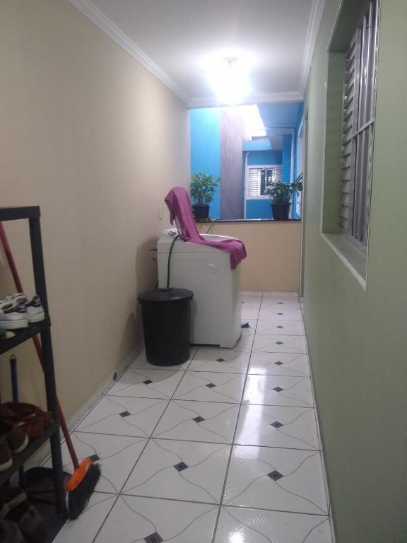 Sobrado à venda com 5 quartos, 200m² - Foto 5