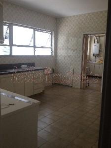 Apartamento à venda com 3 quartos, 240m² - Foto 17