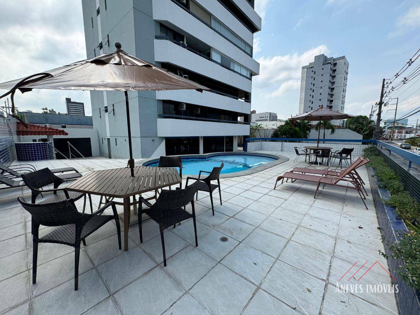 Apartamento à venda com 4 quartos, 205m² - Foto 5