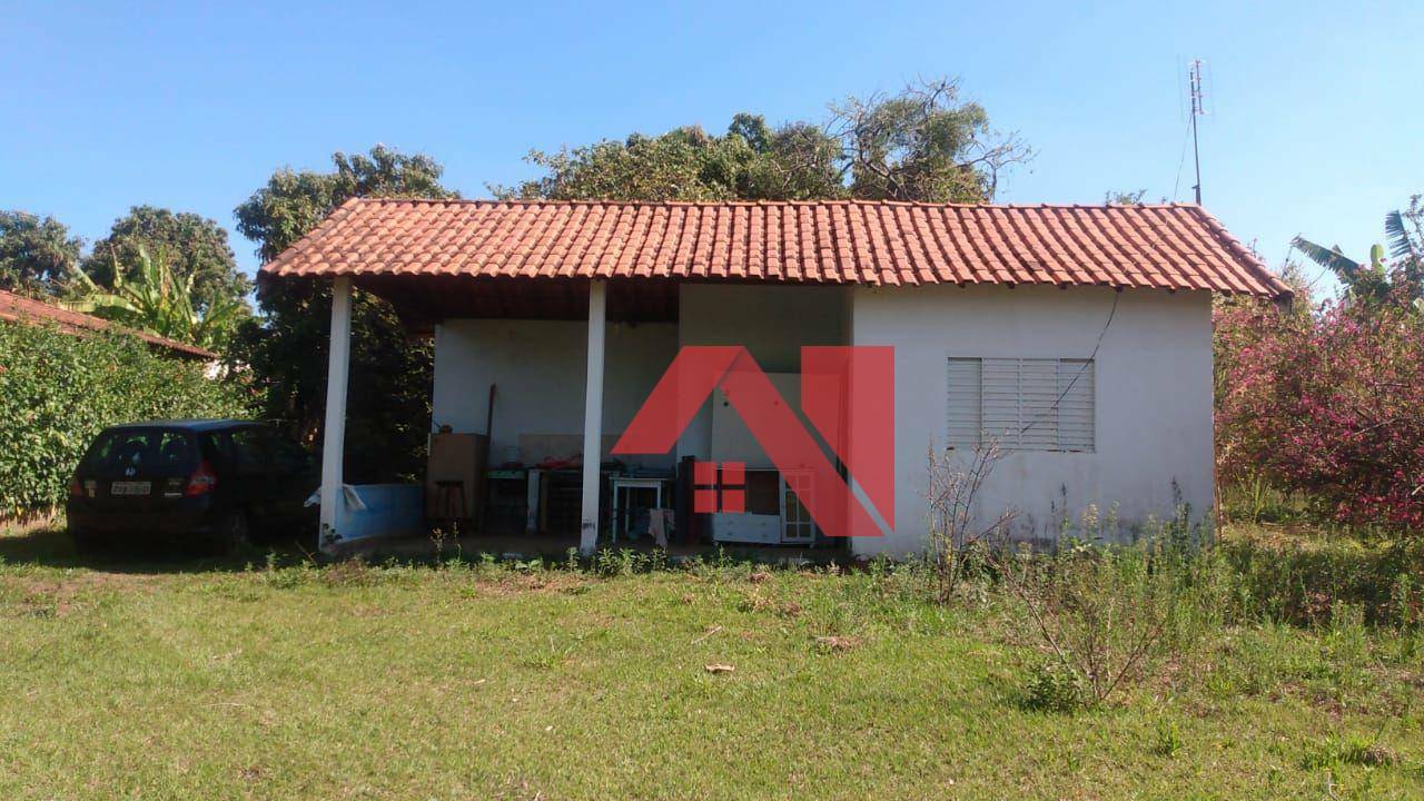 Chácara à venda com 1 quarto, 40m² - Foto 1