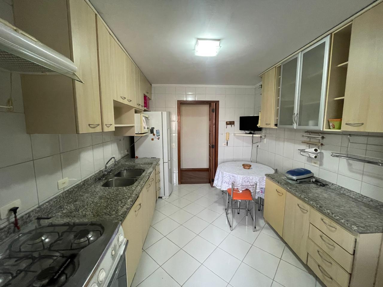 Apartamento à venda com 3 quartos, 118m² - Foto 17