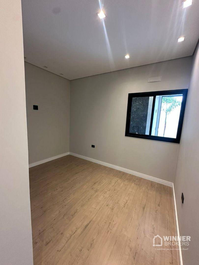 Casa à venda com 3 quartos, 174m² - Foto 11