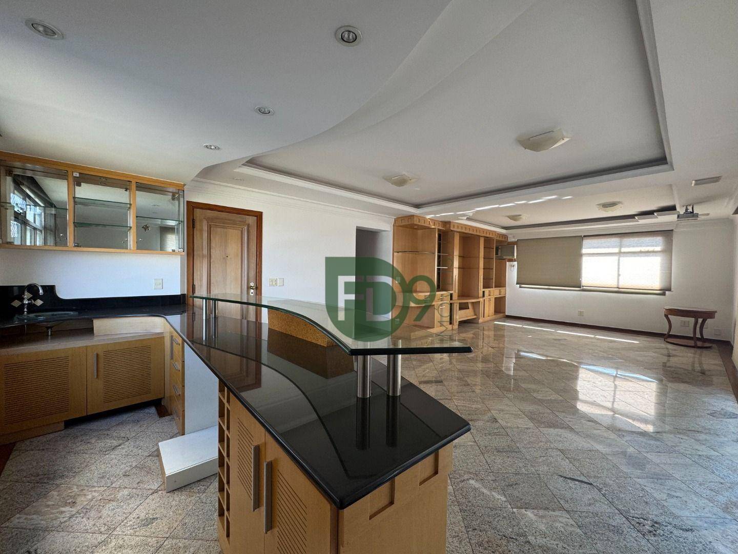 Apartamento, 3 quartos, 250 m² - Foto 2