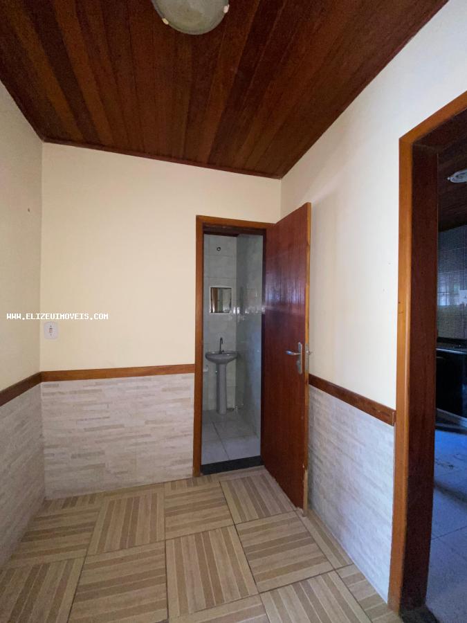 Casa à venda com 2 quartos, 160m² - Foto 8