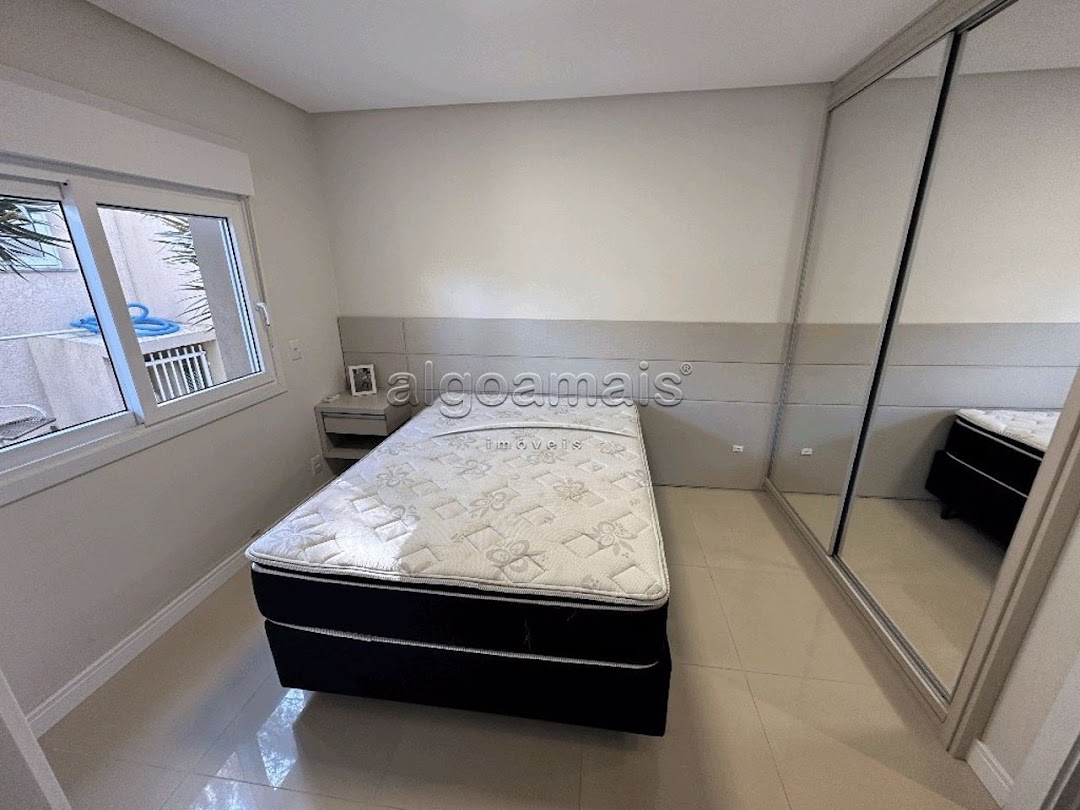 Casa à venda com 5 quartos, 280m² - Foto 25