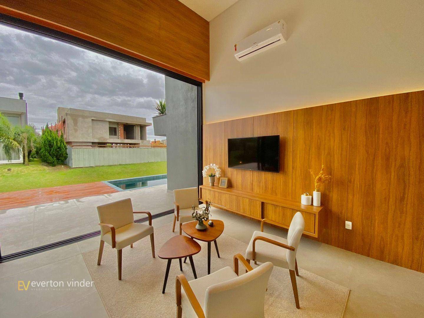 Casa à venda com 4 quartos, 250m² - Foto 24