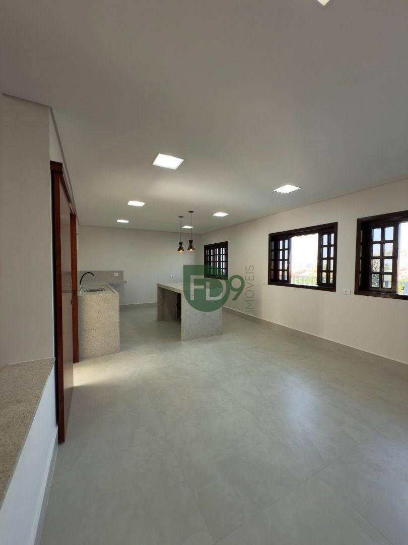 Casa à venda e aluguel com 4 quartos, 342m² - Foto 9