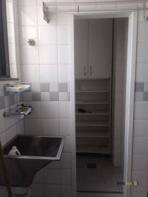 Apartamento à venda com 2 quartos, 90m² - Foto 6