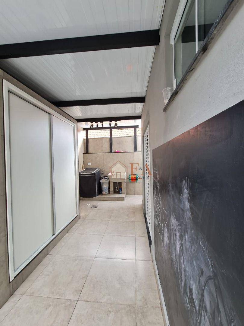 Casa à venda com 3 quartos, 130m² - Foto 14