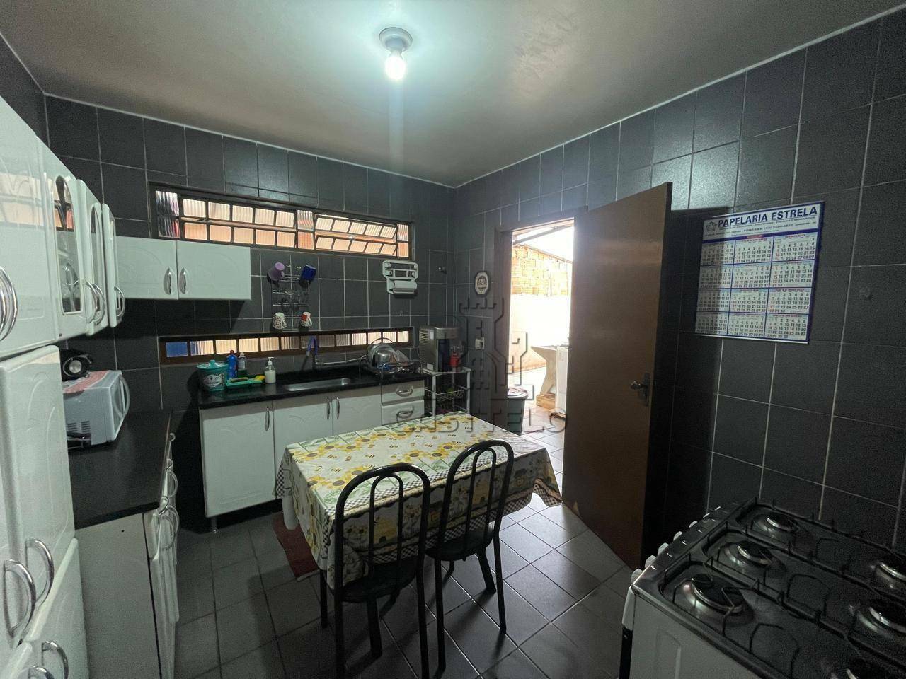 Casa à venda com 3 quartos, 147m² - Foto 15