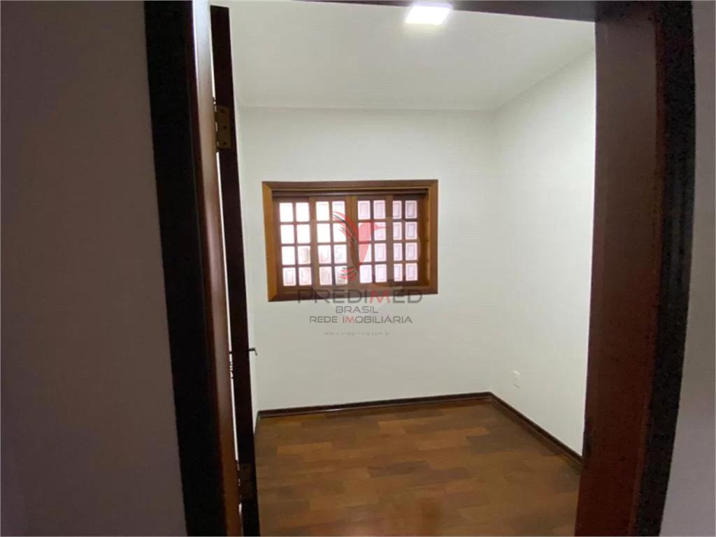 Casa à venda com 1 quarto, 170m² - Foto 8