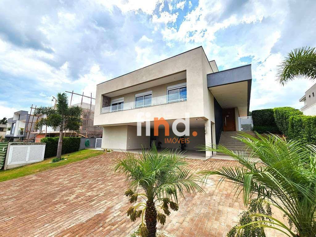 Casa de Condomínio à venda com 3 quartos, 303m² - Foto 2