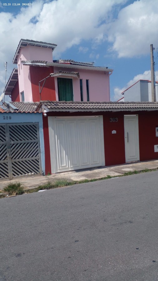 Casa à venda com 2 quartos, 252m² - Foto 1