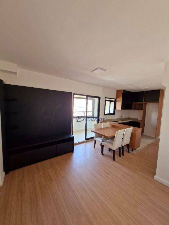 Apartamento à venda com 3 quartos, 70m² - Foto 3